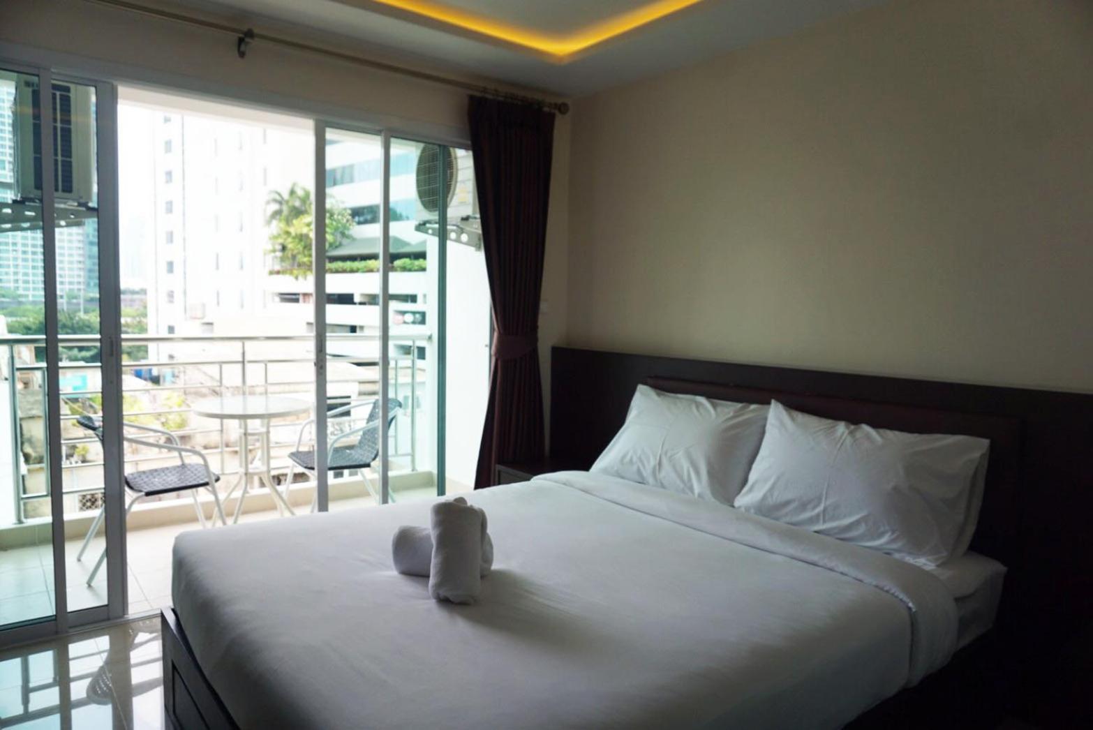 The Cosy River Aparthotel Bangkok Exterior photo